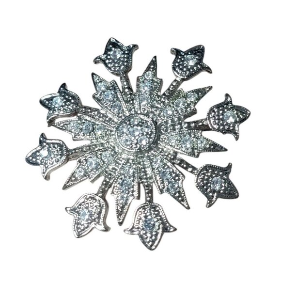 Crystal Snowflake Brooch Sparkling Clear Stones Silver Tone Metal - Picture 3 of 4